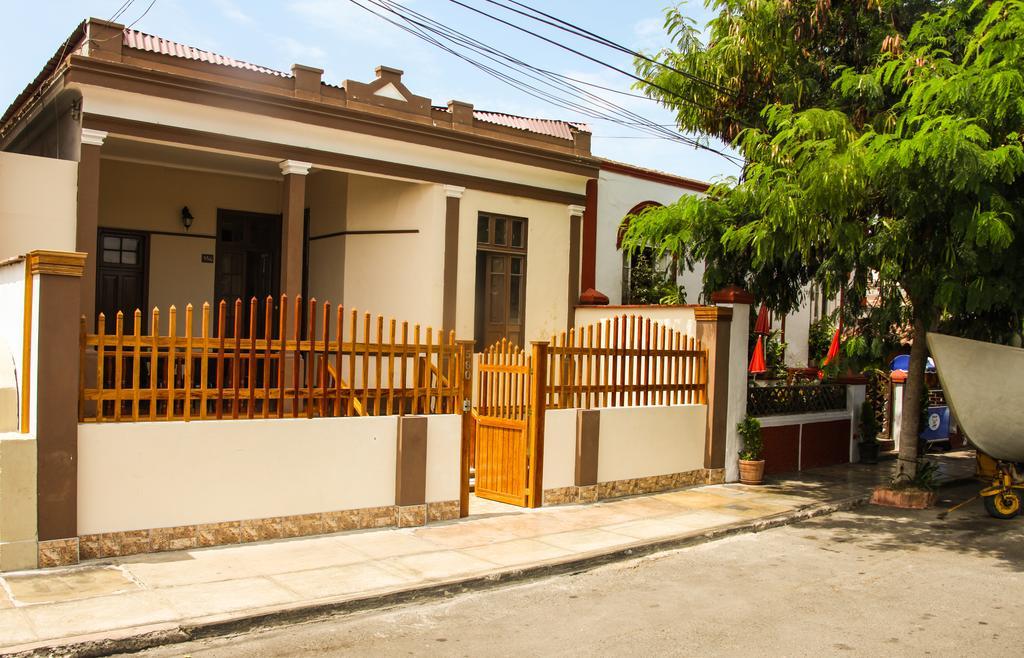 La Punta 3*
